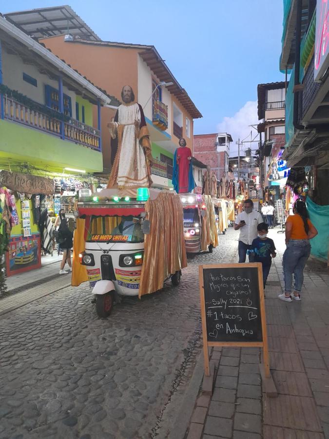 Guatapé El Paraiso Paisa 5 Minutos Del Malecon Parqueadero Privado A מראה חיצוני תמונה